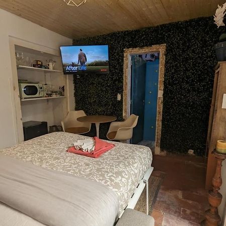 Tiny Smart Home, Private Garden & Outside Jacuzzi. Center Sintra! Esterno foto